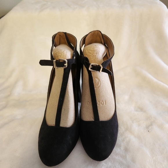 Suede-like heels - Picture 2 of 5